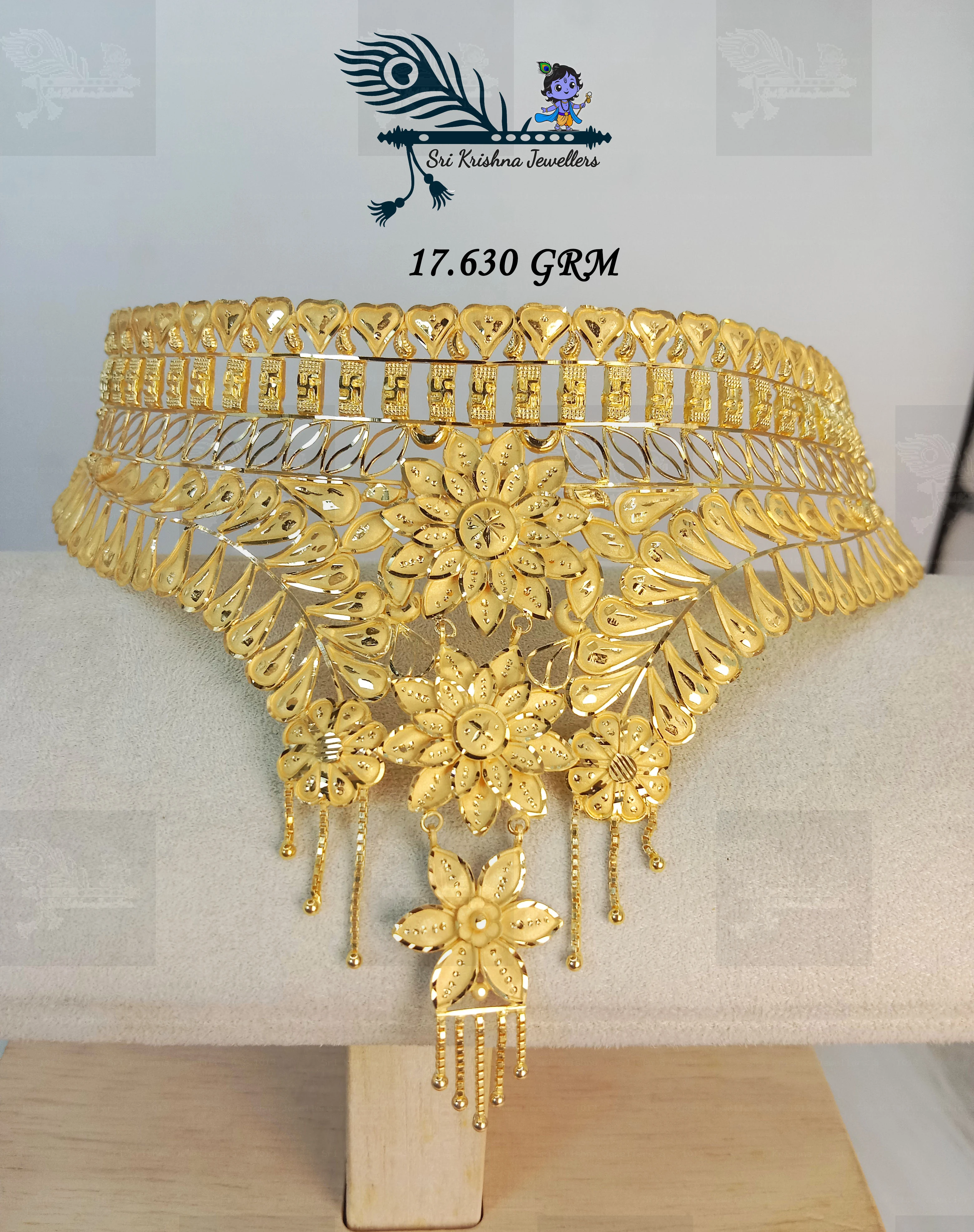 Crown Choker