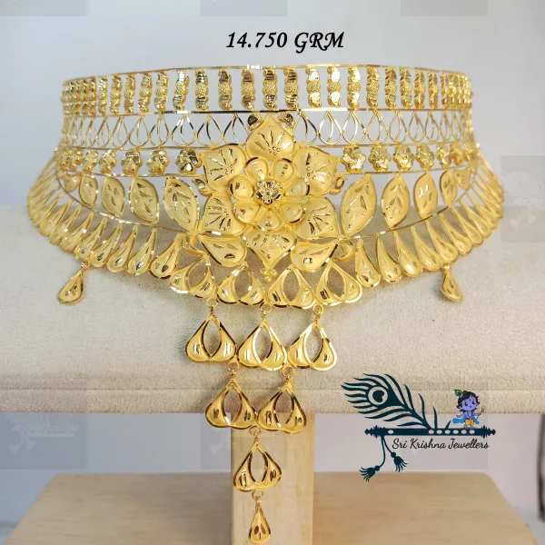 Crown Chocker
