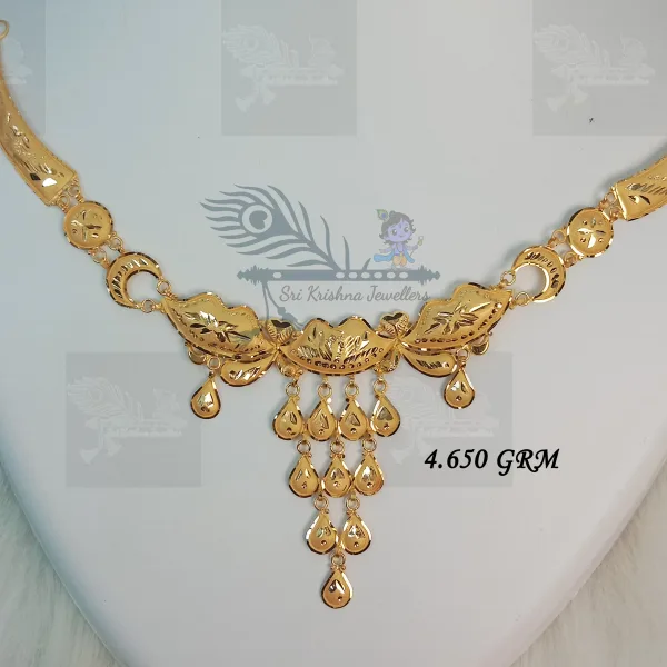 Light-Weight Necklace