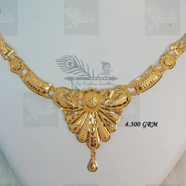 Light-Weight Necklace