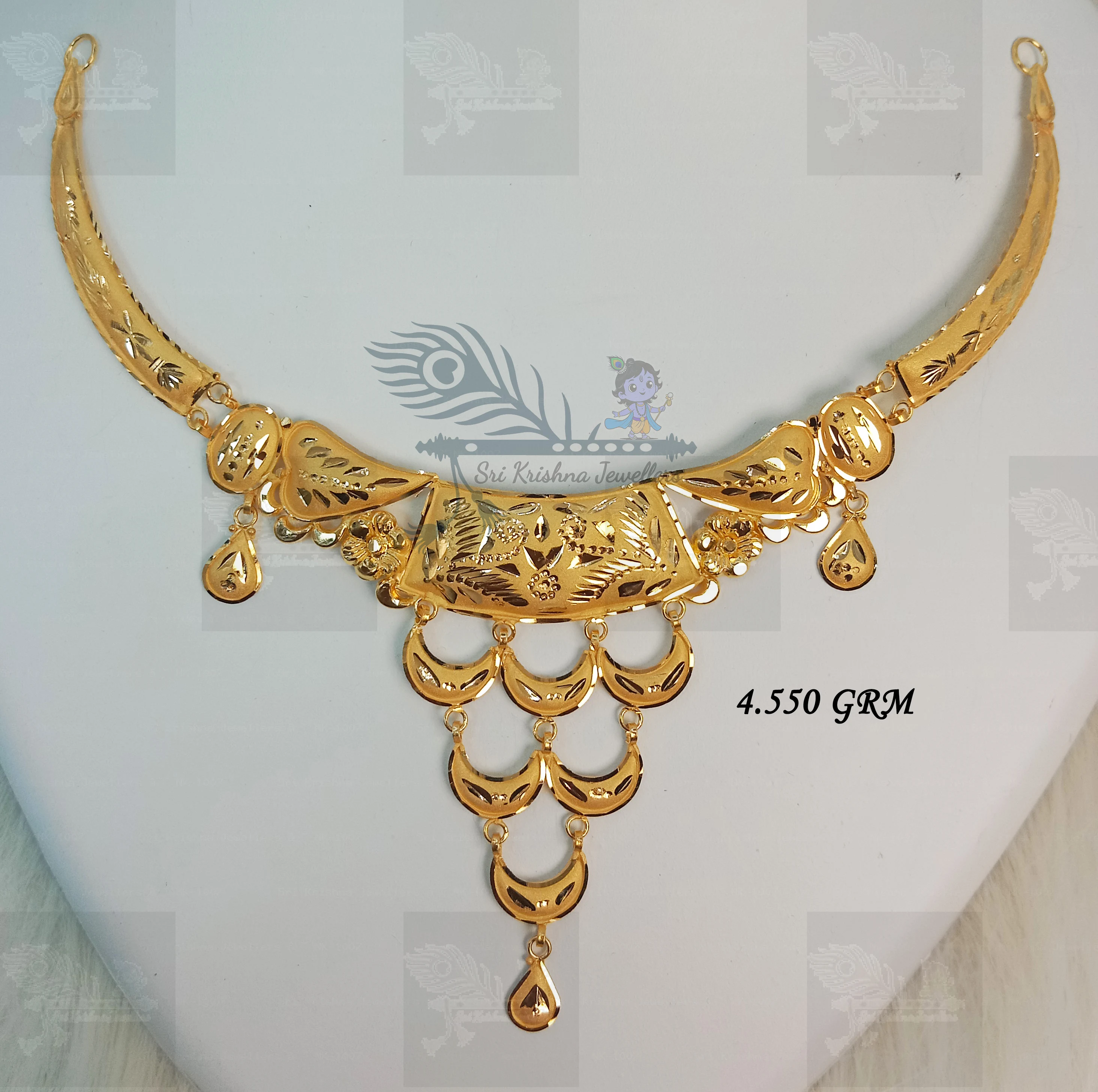 Light-Weight Necklace