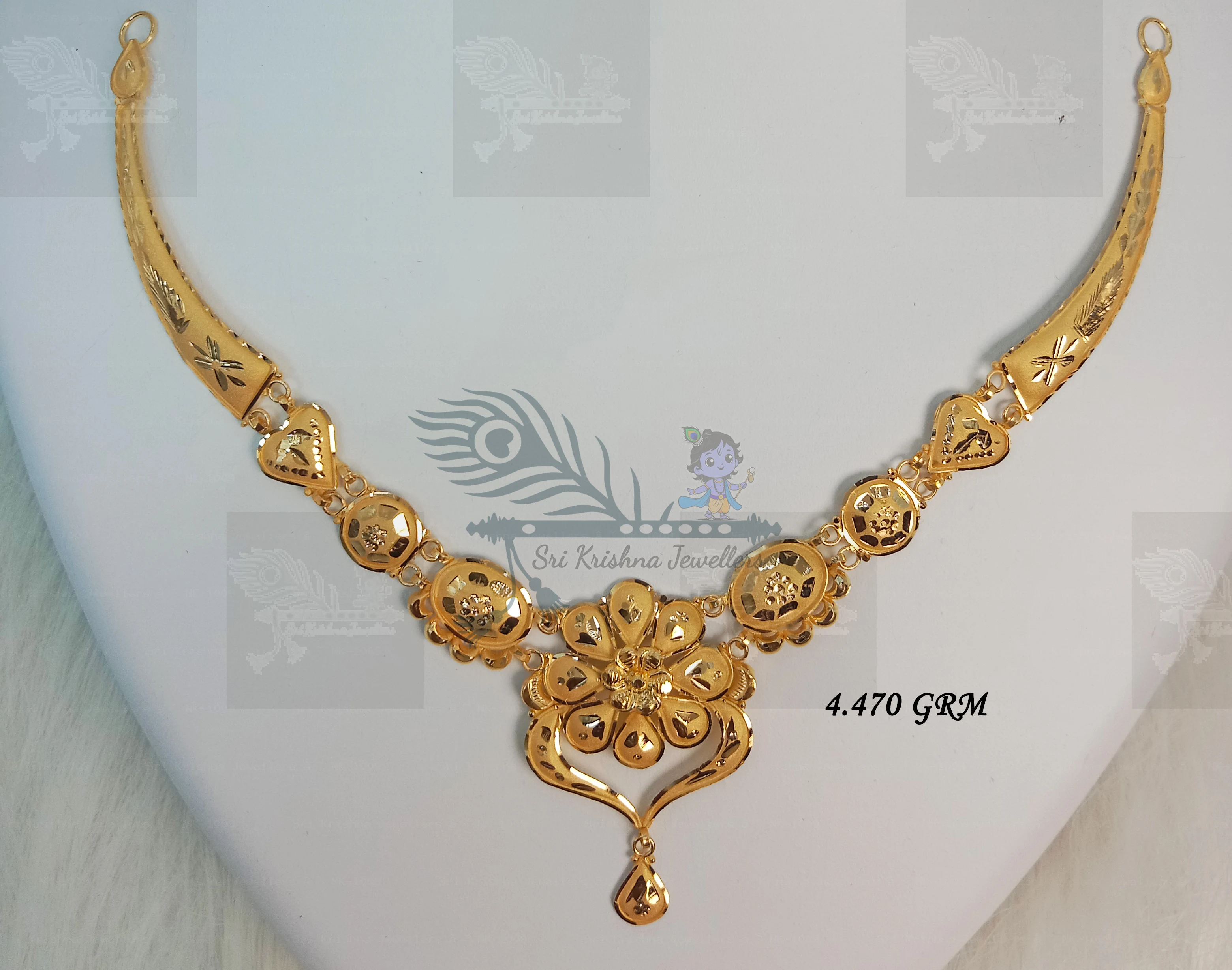 Light-Weight Necklace